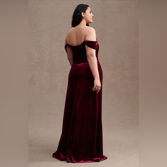 Anthropologie Jenny Yoo Issa Off Shoulder Column Velvet Gown, Dark Berry, 16 - Picture 6 of 9